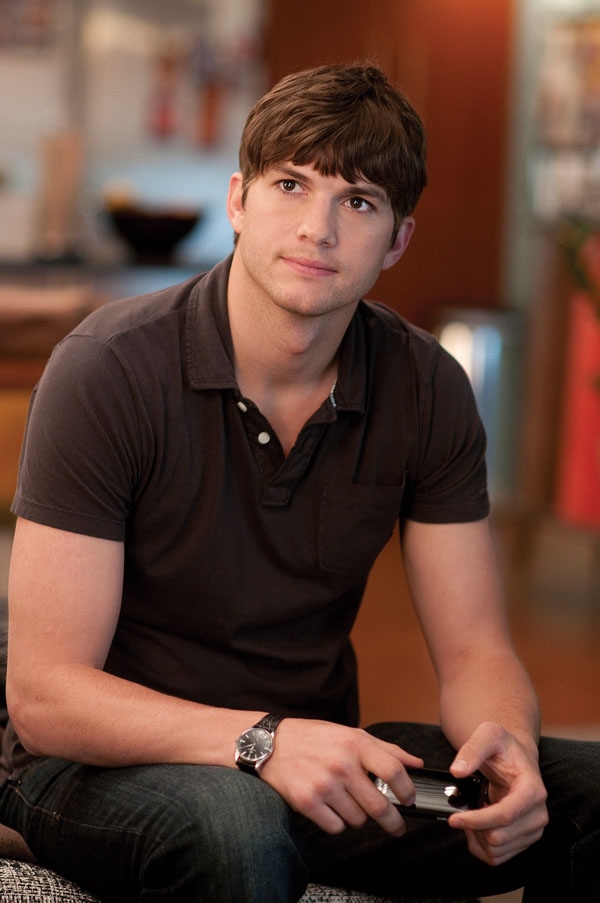 
	
	Christopher Ashton Kutcher đã đổi nghệ danh của mình là Ashton Kutcher vào năm anh 19 tuổi.